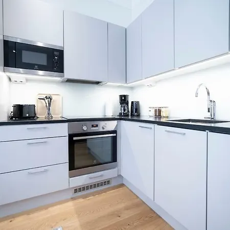 Hvc Apartments Toeoeloenkatu 15