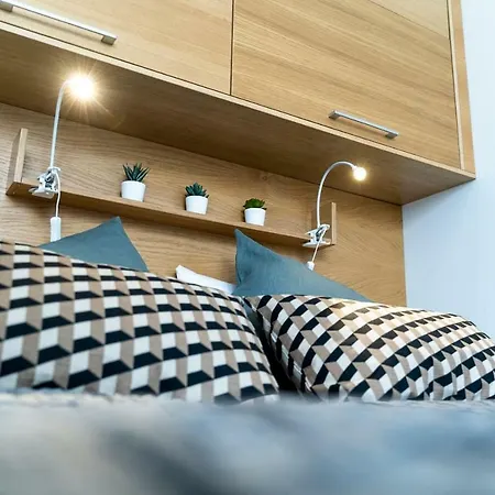 Hvc Apartments Toeoeloenkatu 15 Huoneisto *