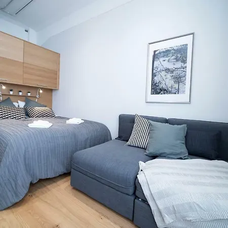 Hvc Apartments Toeoeloenkatu 15