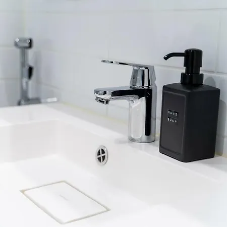 Hvc Apartments Toeoeloenkatu 15 公寓